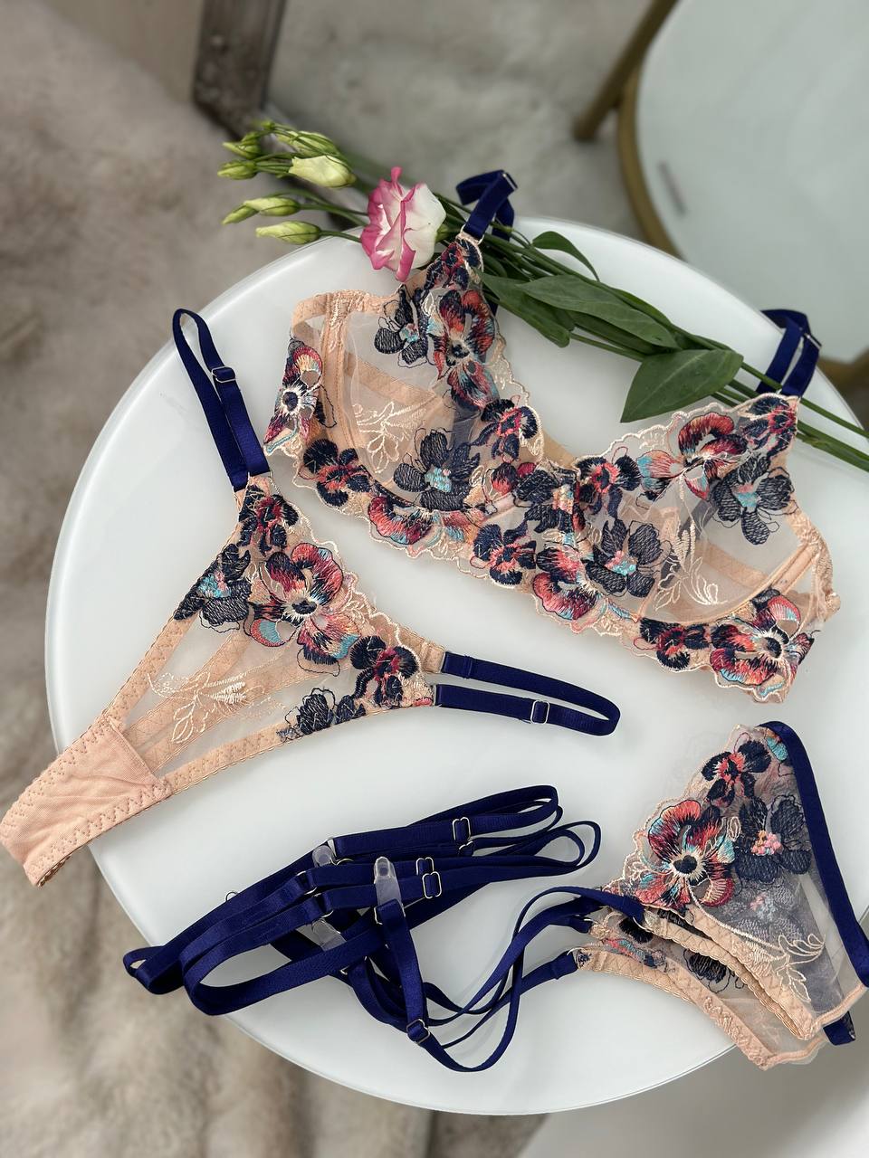 Second Skin Rendezvous — Lingerie Set — product view 2
