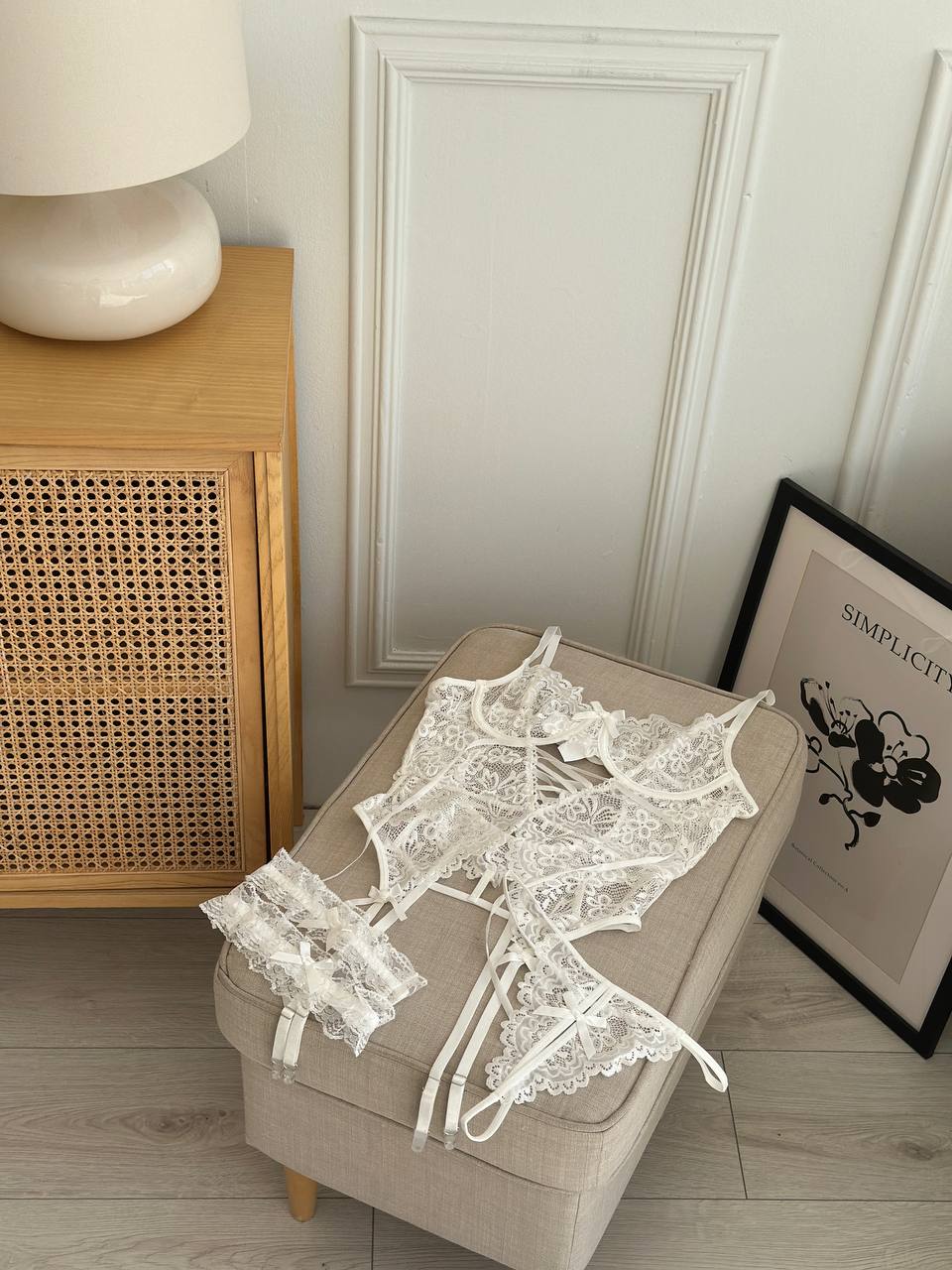 Private View Afterglow — Lace Lingerie Set — product view 2