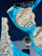Private View Invitation — Lingerie Set — product view 3