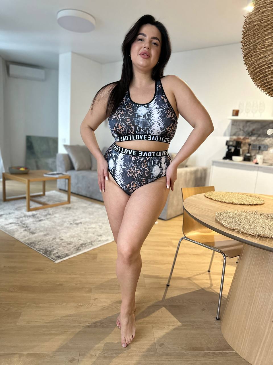 Barely There Twist — Lingerie Set — product view 3
