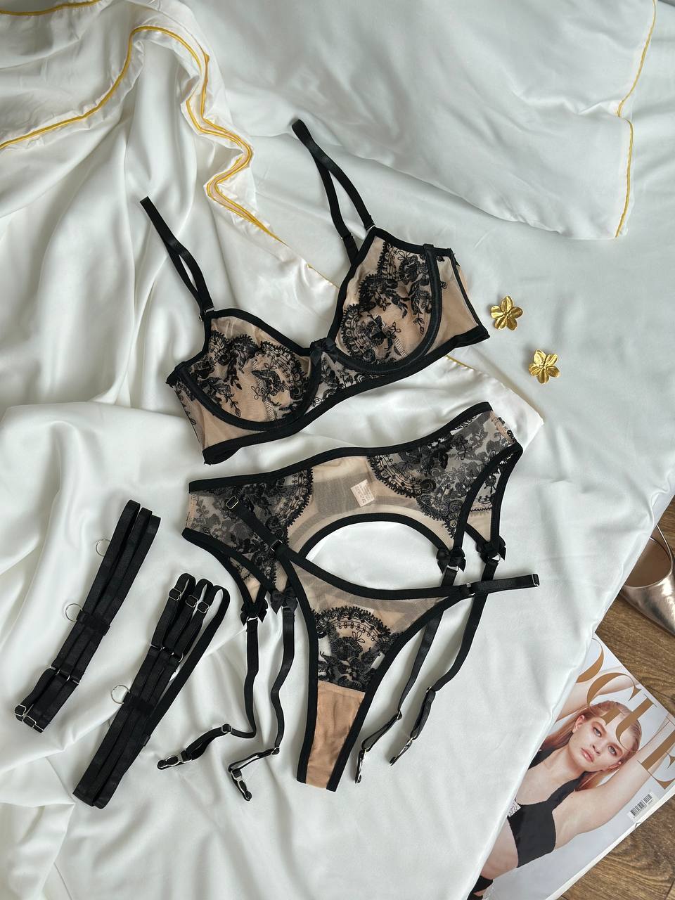 Secret Scene — Lace Lingerie Set — front view