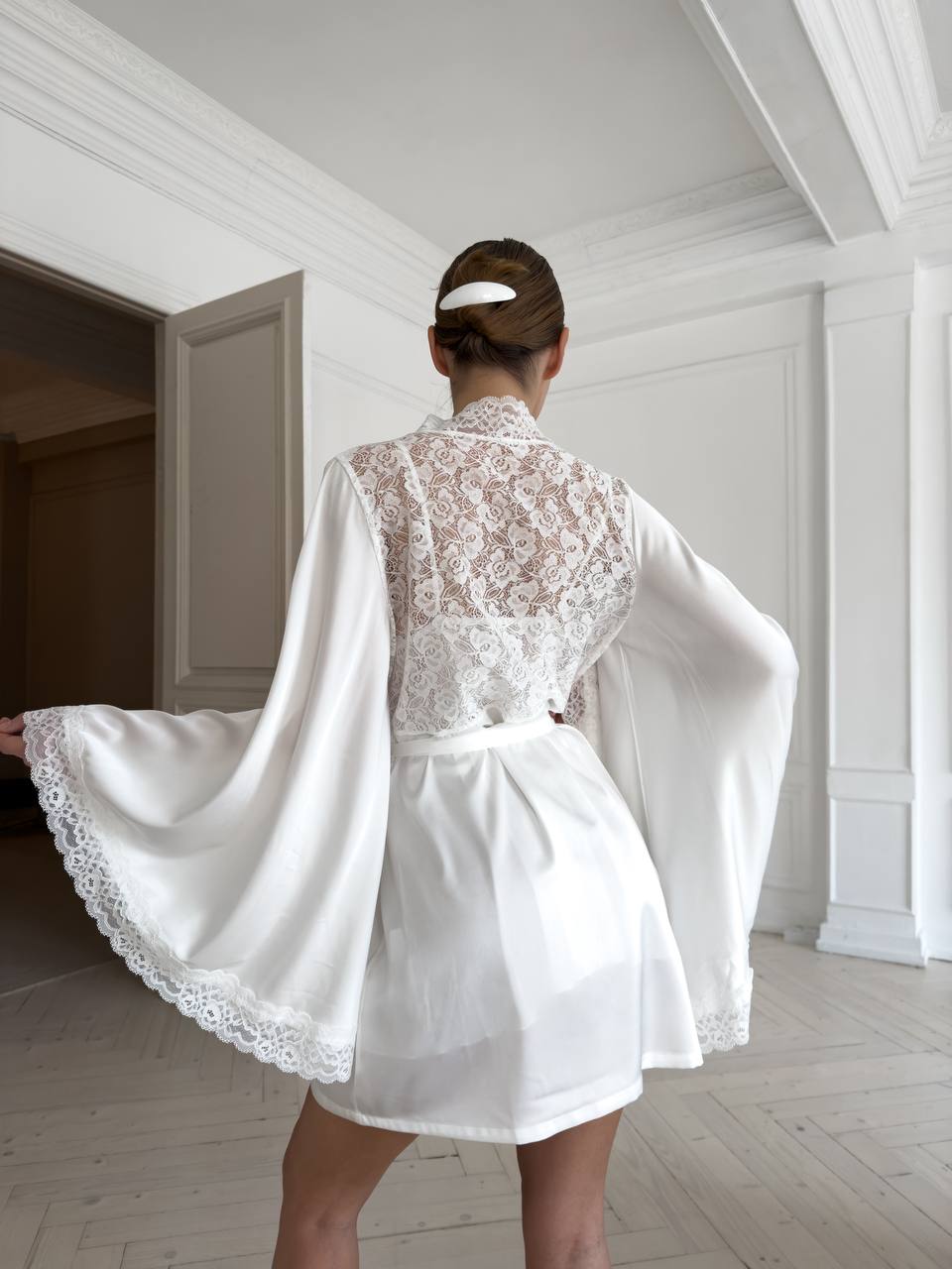 Private View Whisper — Lace Peignoir Set — product view 3